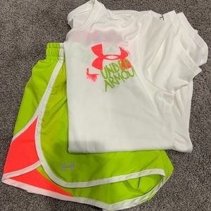 Under Armour running shorts and matching tshirt